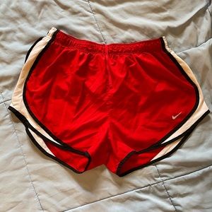 Nike Tempo Shorts-XL